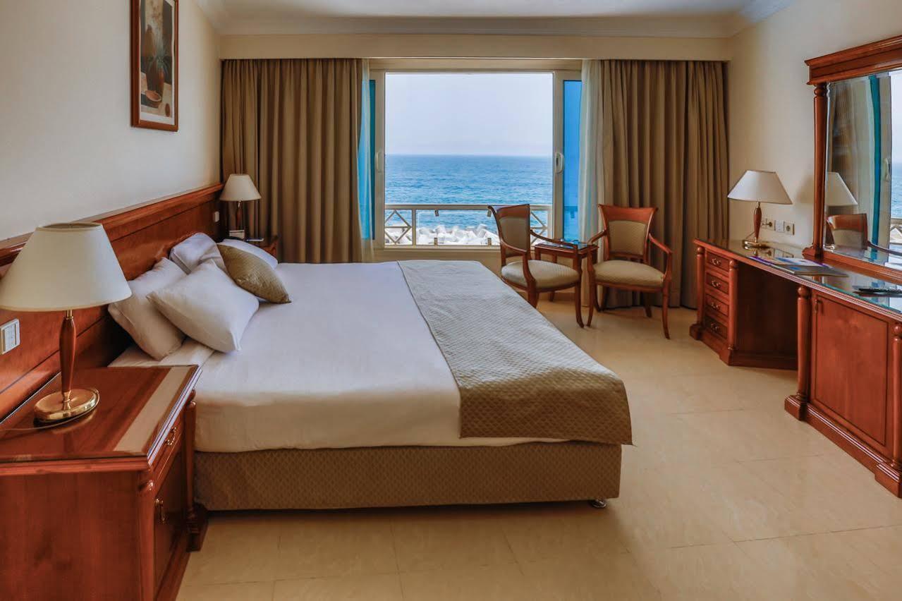 Hotel Sunrise Alex Avenue 5*